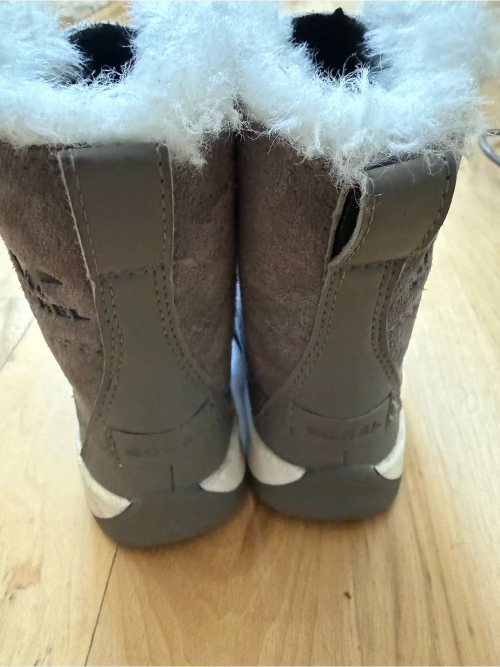 Sorel Youth Whitney II Joan Lace Insulated Winter Boots Gray Pink Size 9 girls